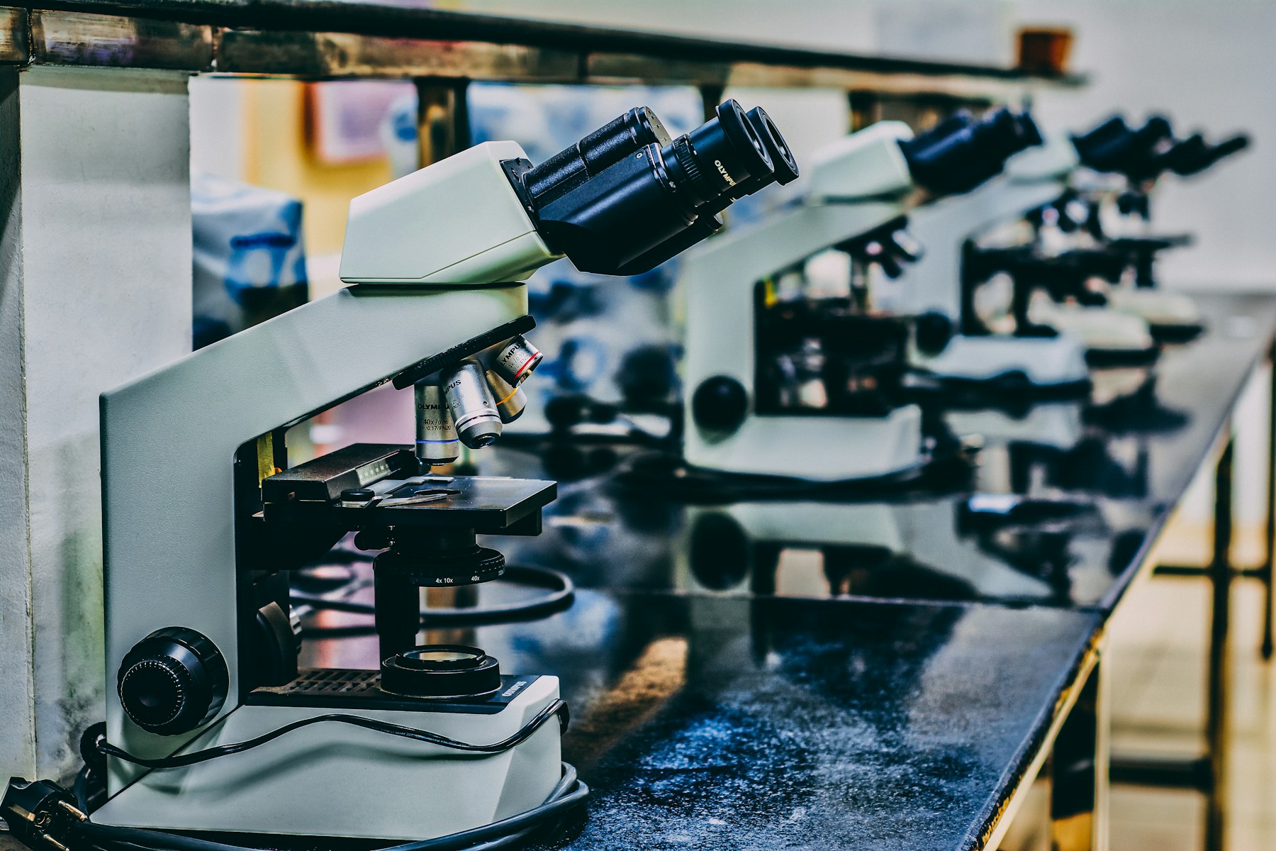 Laboratory quality-control context
